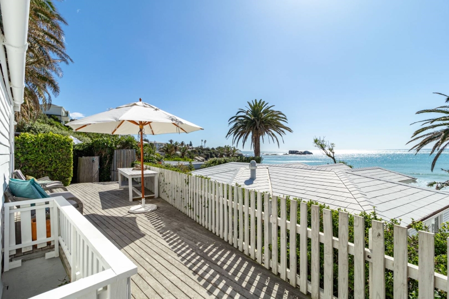 3 Bedroom Property for Sale in Clifton Western Cape